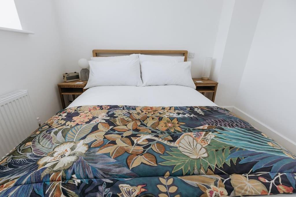 Bobbin Row - Grade 2 Listed Property With A Beautiful Design With Access To Leeds Leeds  Exteriér fotografie