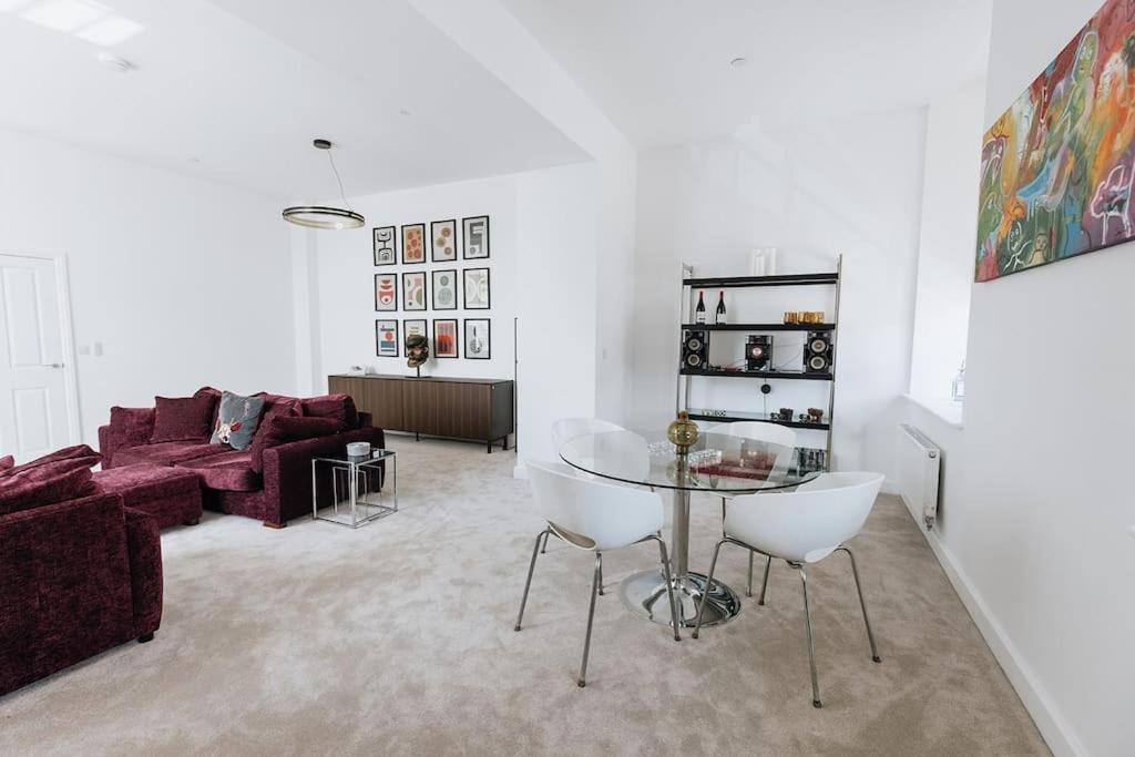 Bobbin Row - Grade 2 Listed Property With A Beautiful Design With Access To Leeds Leeds  Exteriér fotografie